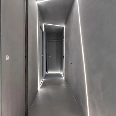 Pietra - The Italian Collection Rome