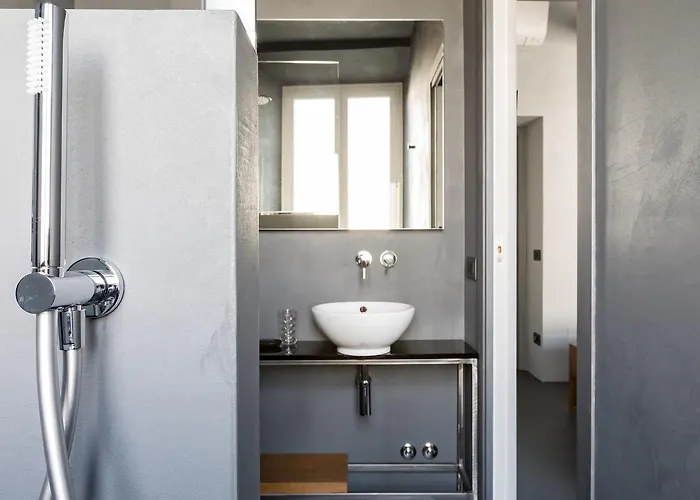 Pietra - The Italian Collection