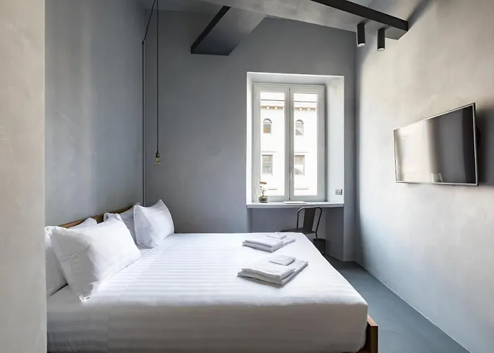 Pietra - The Italian Collection Bed & Breakfast Rom